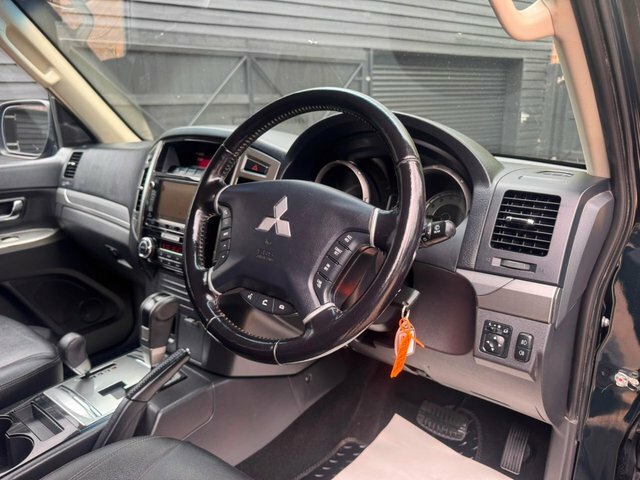 Mitsubishi Shogun 3.2 Di-dc 187 Sg3 White #10