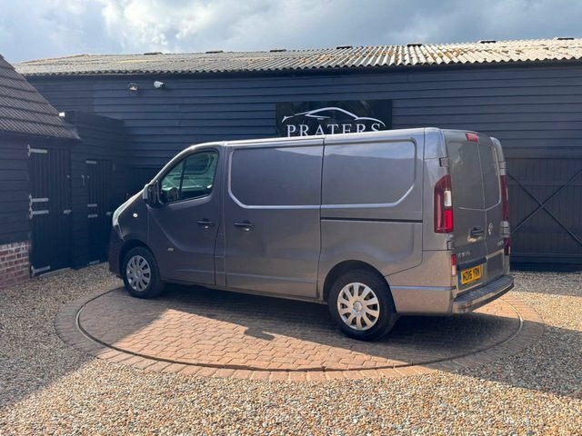 Vauxhall Vivaro Campervan 201616 Silver #8
