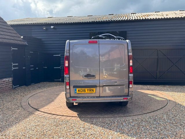 Vauxhall Vivaro Cdti 2700 Biturbo Ecoflex Grey #3