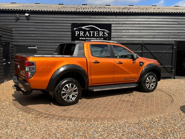 Ford Ranger Tdci Wildtrak Pickup Double Orange #2