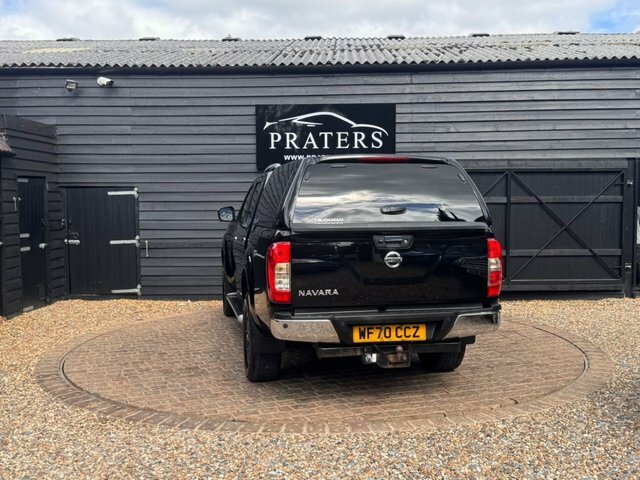Nissan Navara Dci Tekna Pickup Double Black #4