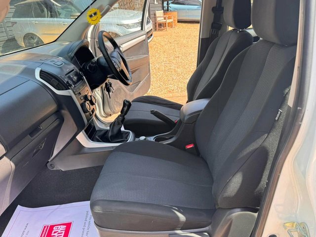 Isuzu D-Max Pickup 1.9 Td Blade 4Wd Euro 6 201717 Black #10