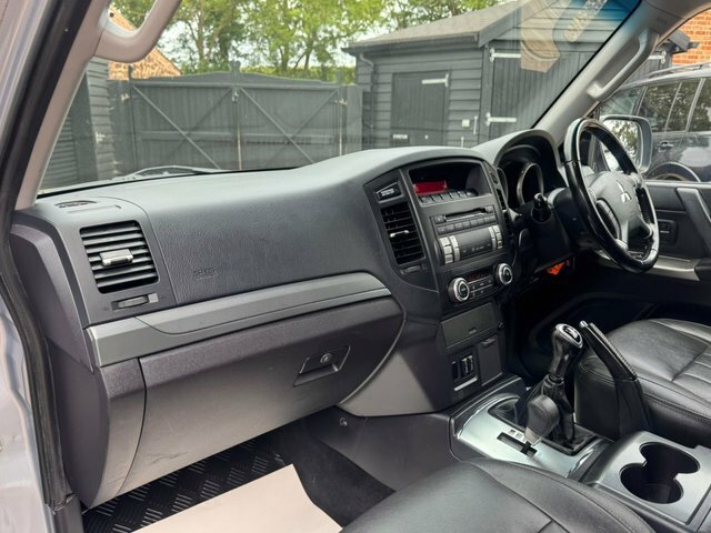 Mitsubishi Shogun Van 3.2 Di-dc Sg2 4Work Lcv 4Wd L1 201212 Silver #12