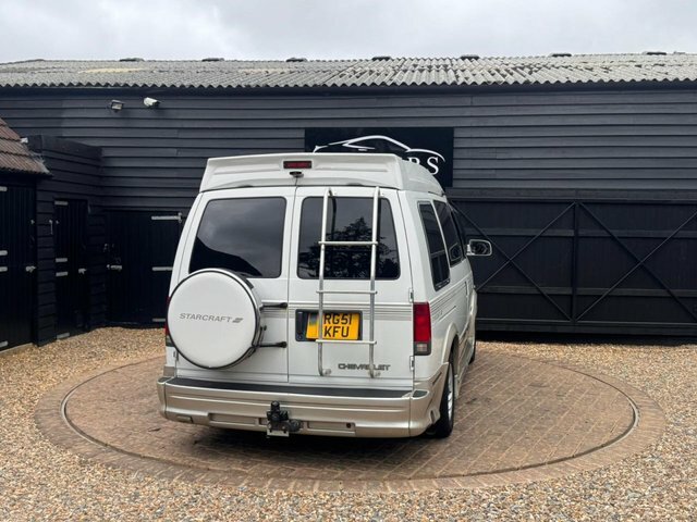 Chevrolet Astro Day Van 4.3 V6 RG51KFU White #2