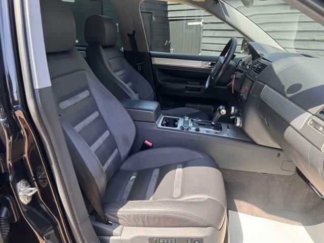 Volkswagen Touareg 3.2 V6 Grey #10