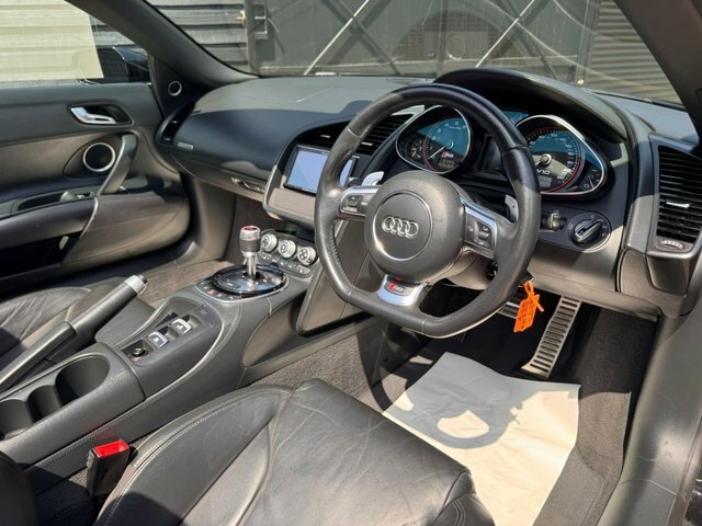 Audi R8 Fsi V10 Spyder Black #6