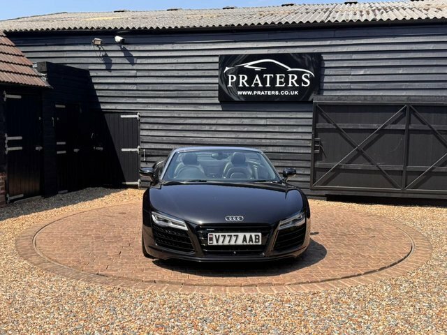 Audi R8 Fsi V10 Spyder Black #2