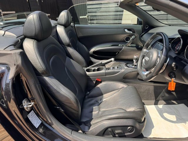 Audi R8 Fsi V10 Spyder Black #5