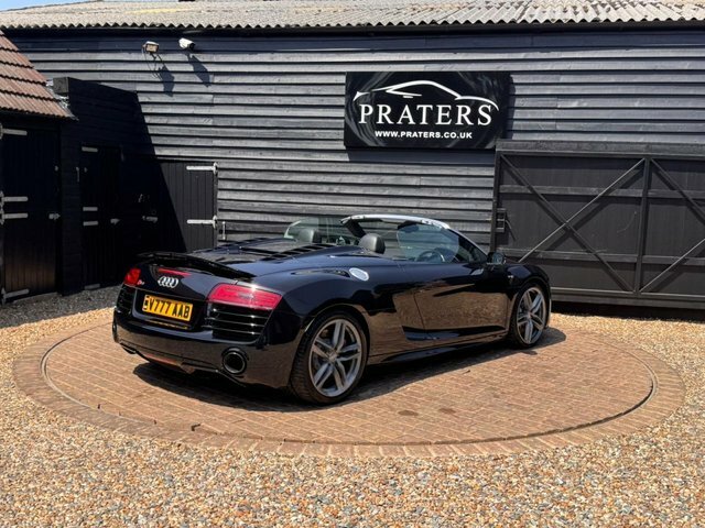 Audi R8 Fsi V10 Spyder Black #4