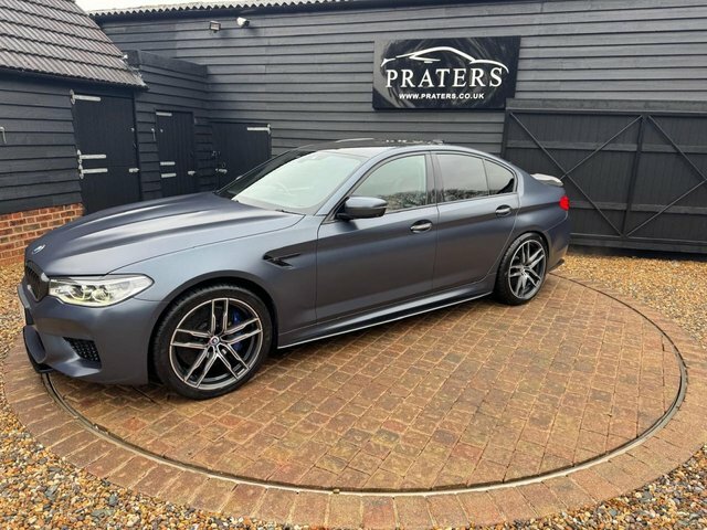 BMW M5 Saloon 4.4 M5 Saloon - Lovely Two Tone Leather A Blue #43