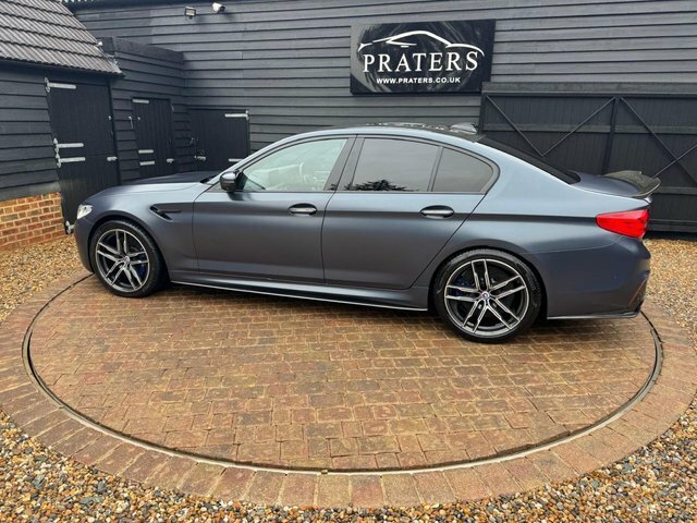 BMW M5 Saloon 4.4 M5 Saloon - Lovely Two Tone Leather A Blue #50