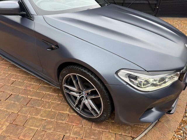 BMW M5 Saloon 4.4 M5 Saloon - Lovely Two Tone Leather A Blue #26