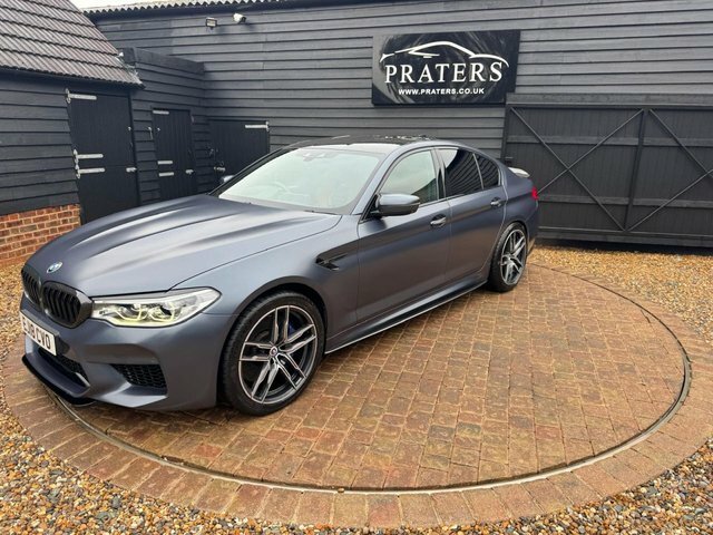 BMW M5 Saloon 4.4 M5 Saloon - Lovely Two Tone Leather A Blue #28