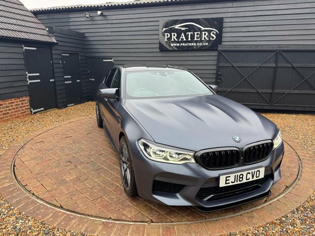 BMW M5 Saloon 4.4 M5 Saloon - Lovely Two Tone Leather A Blue #41