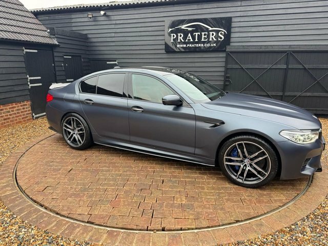 BMW M5 Saloon 4.4 M5 Saloon - Lovely Two Tone Leather A Blue #34