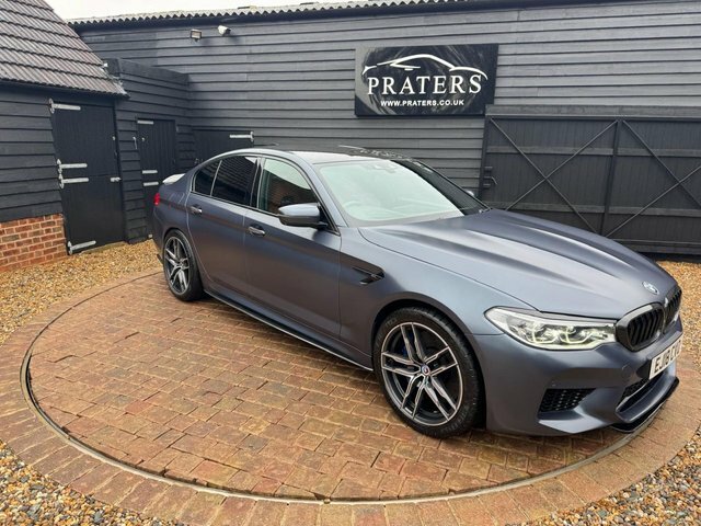 BMW M5 Saloon 4.4 M5 Saloon - Lovely Two Tone Leather A Blue #39