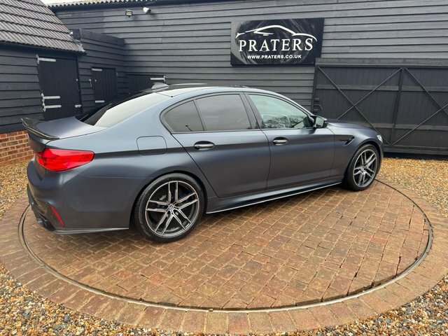 BMW M5 Saloon 4.4 M5 Saloon - Lovely Two Tone Leather A Blue #7