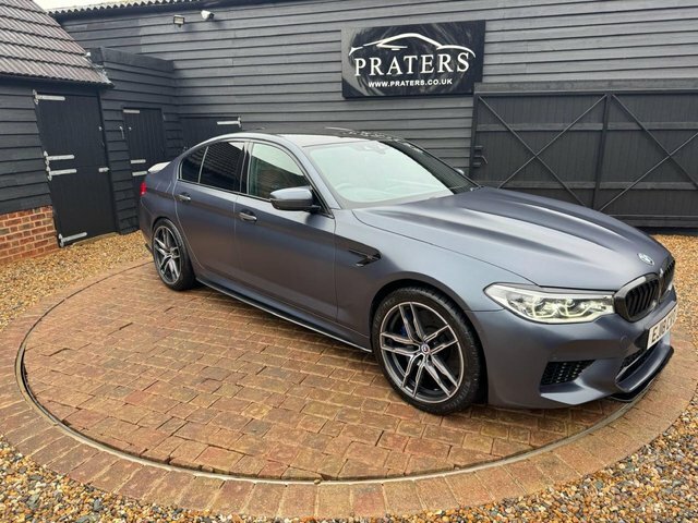 BMW M5 Saloon 4.4 M5 Saloon - Lovely Two Tone Leather A Blue #66