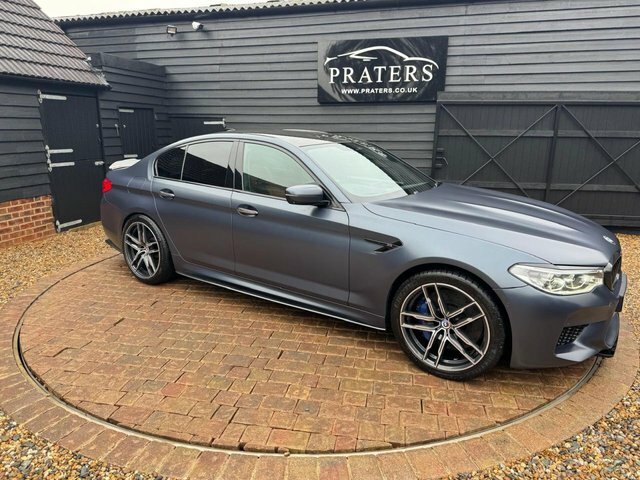 BMW M5 Saloon 4.4 M5 Saloon - Lovely Two Tone Leather A Blue #68
