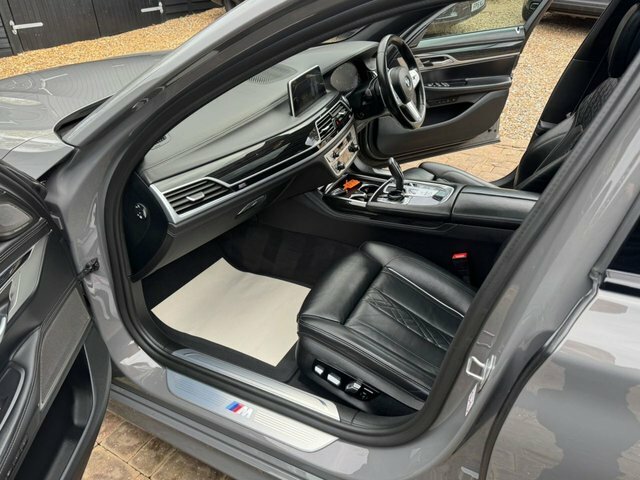 BMW 7 Series 745Le 12Kwh M Sport Grey #6