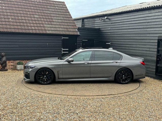BMW 7 Series 745Le 12Kwh M Sport Grey #3