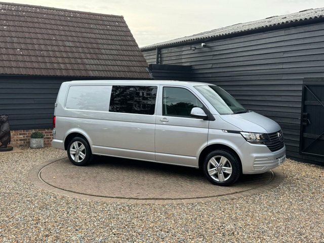 Volkswagen E-Transporter 83Kw 37.3Kwh Advance Van White #20