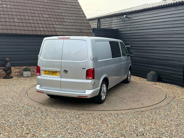 Volkswagen E-Transporter 83Kw 37.3Kwh Advance Van White #22