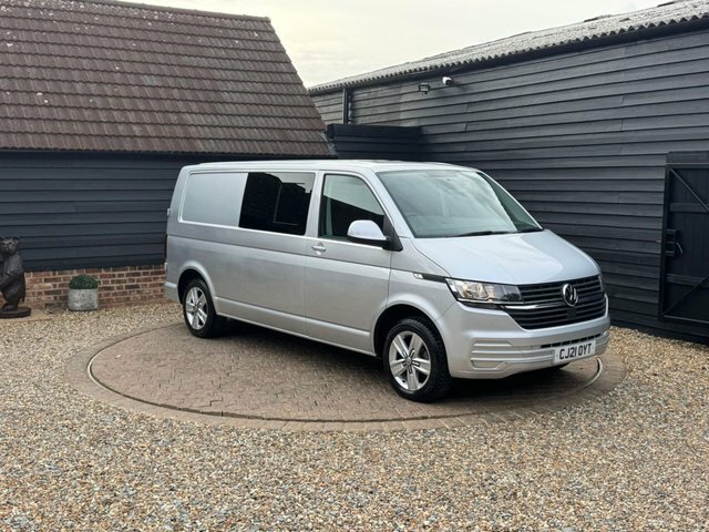 Volkswagen E-Transporter 83Kw 37.3Kwh Advance Van White #18