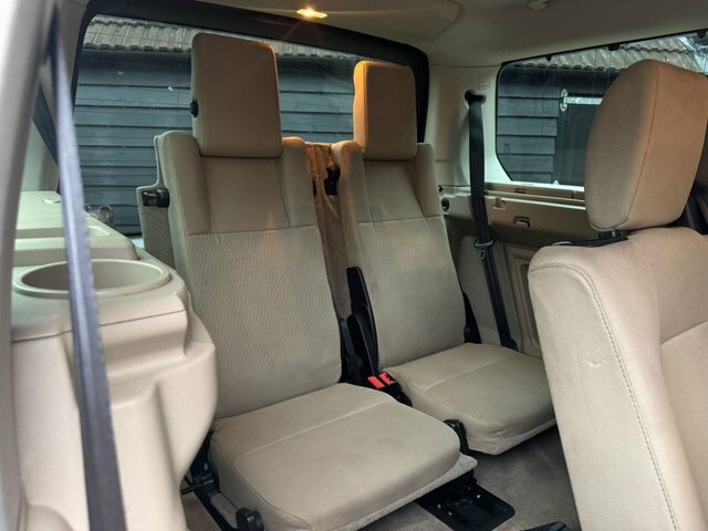 Land Rover Discovery 4 3L Hse Black #17