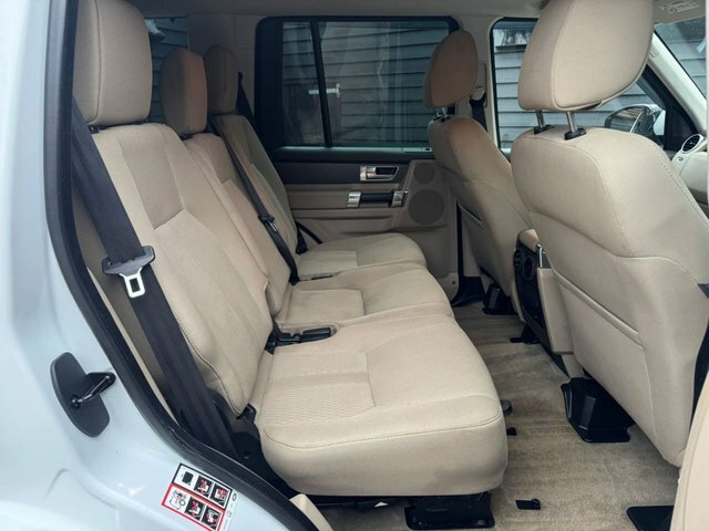 Land Rover Discovery 4 3L Hse Black #14