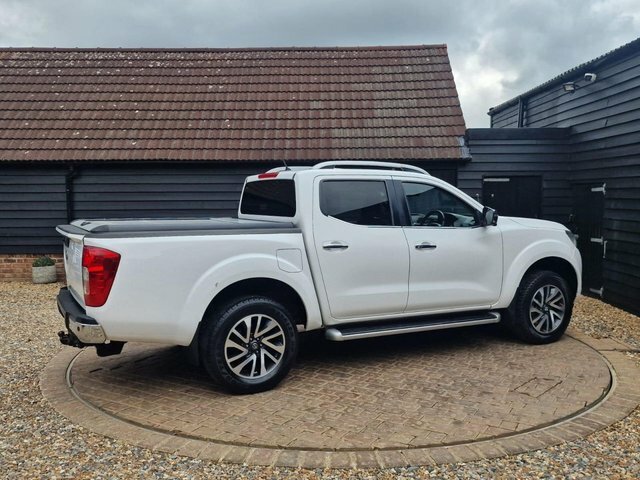 Nissan Navara Dci Tekna Pickup Double White #6