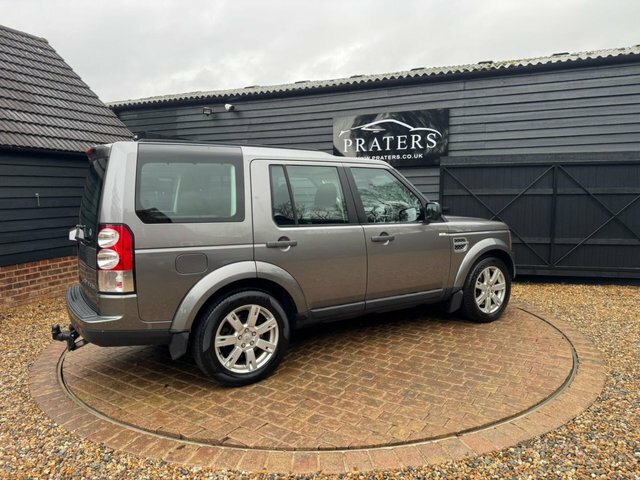 Land Rover Discovery 4 Xs Red #18