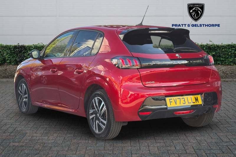 Peugeot 208 1.2 Puretech 100 Allure Premium Eat8 Red #3
