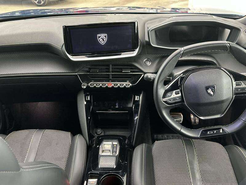 Peugeot e-2008 115Kw Gt 54Kwh Blue #3