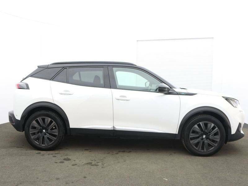 Peugeot e-2008 100Kw Gt Premium 50Kwh White #4
