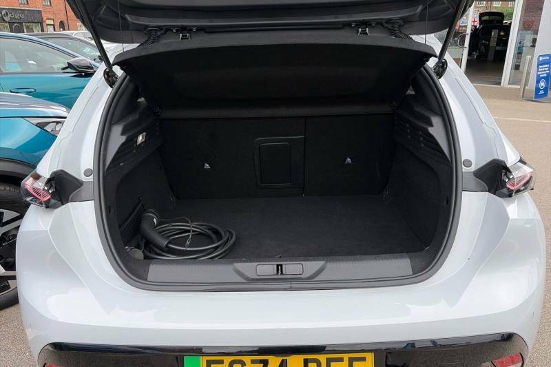 Peugeot 157Kw Gt 73Kwh - 2024 74 Blue #5