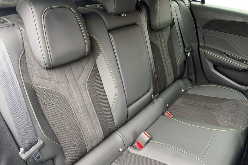 Peugeot 157Kw Gt 73Kwh - 2024 74 Blue #7