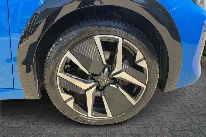 Peugeot 208 1.2 Puretech 100 Gt - 2025 25 KP25LGC Blue #6