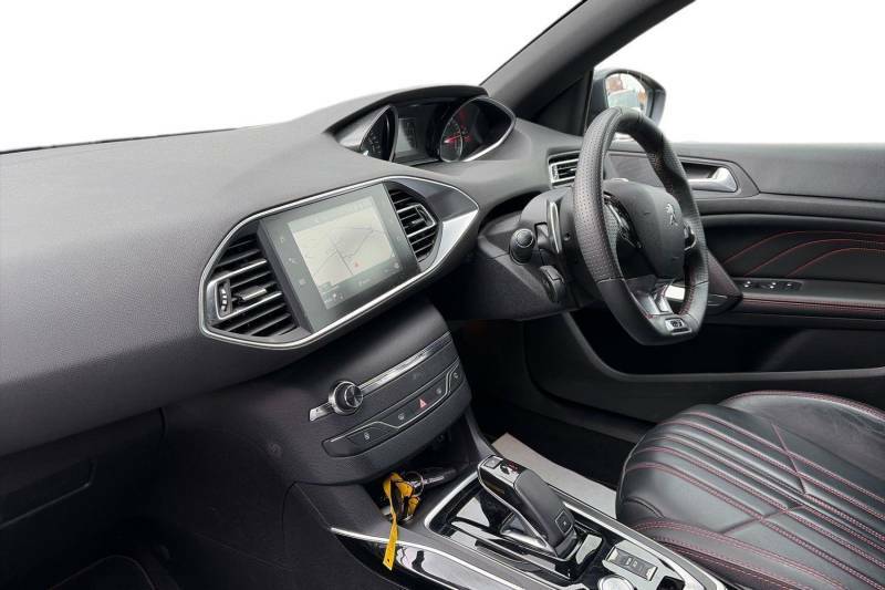 Peugeot 308 SW 2.0 Bluehdi 180 Gt Eat8 White #2