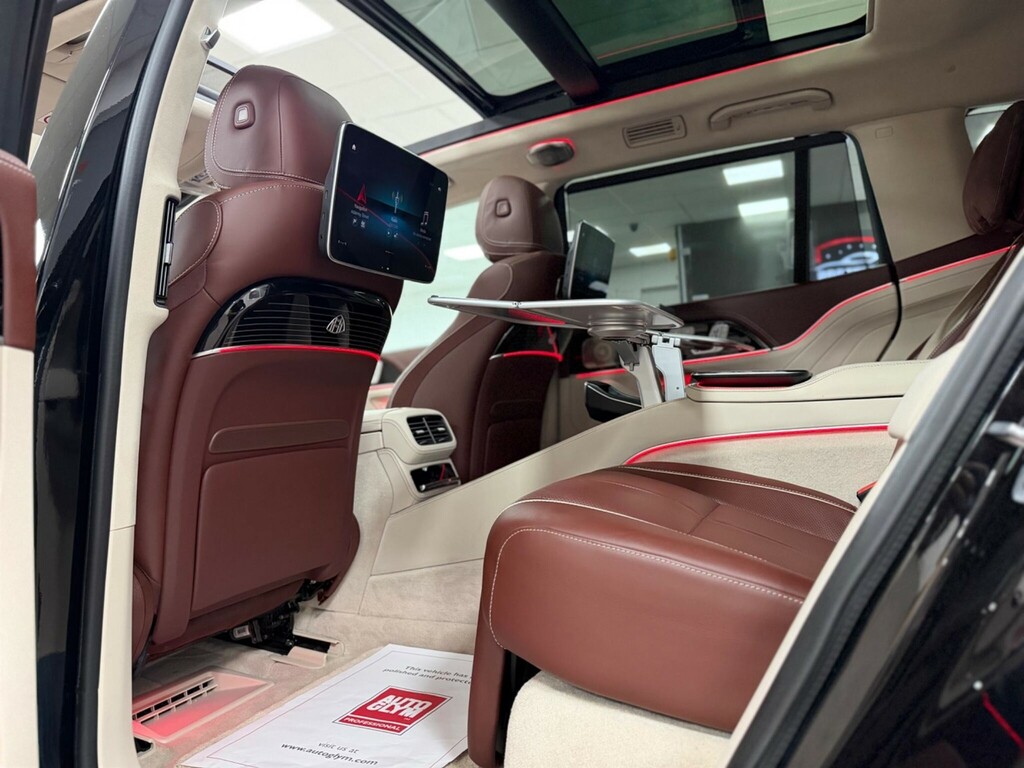 Mercedes-Benz Maybach GLS Class 4.0 Maybach Gls 600 Black #42