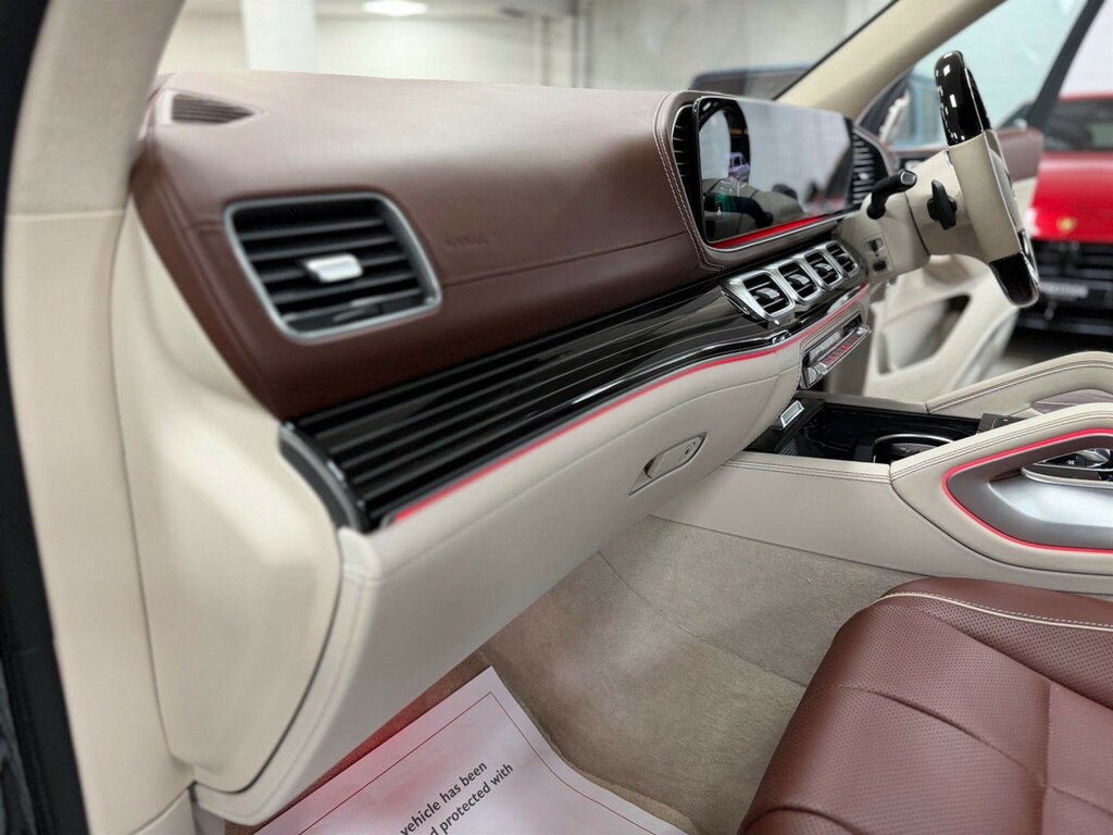Mercedes-Benz Maybach GLS Class 4.0 Maybach Gls 600 Black #59