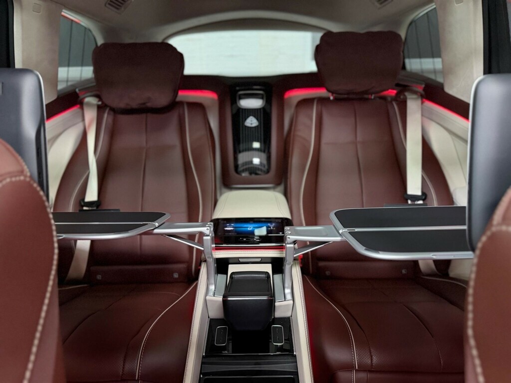 Mercedes-Benz Maybach GLS Class 4.0 Maybach Gls 600 Black #39