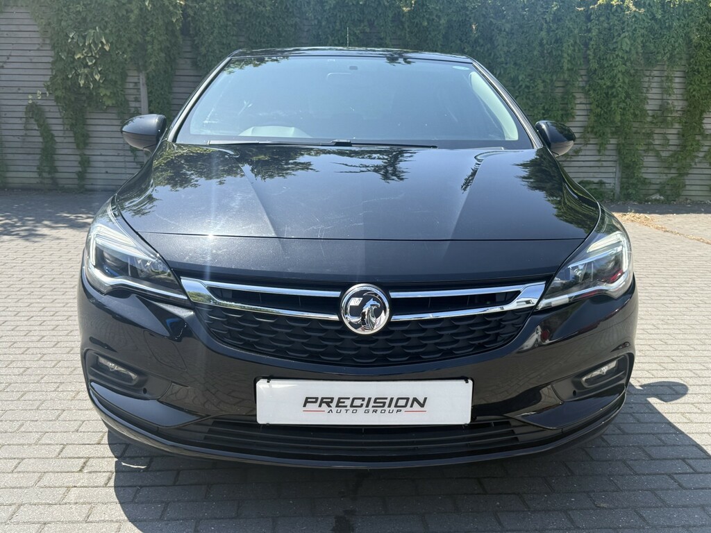 Vauxhall Astra Hatchback 1.4 I Design 201818 Black #2