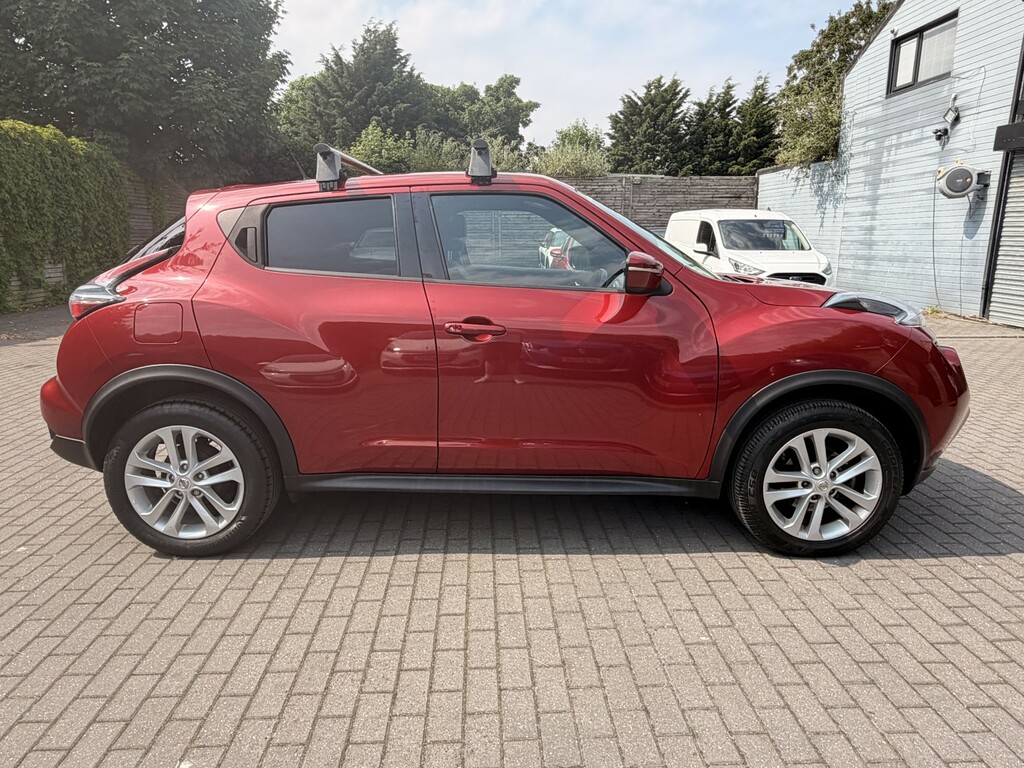 Nissan Juke 1.5 Dci N-connecta Red #4