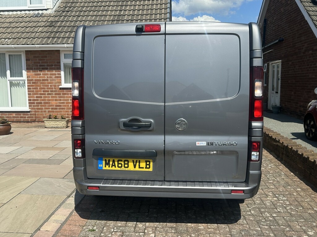 Vauxhall Vivaro Combi Van 1.6 Cdti 2900 Biturbo Ecotec Limited Edi Grey #5