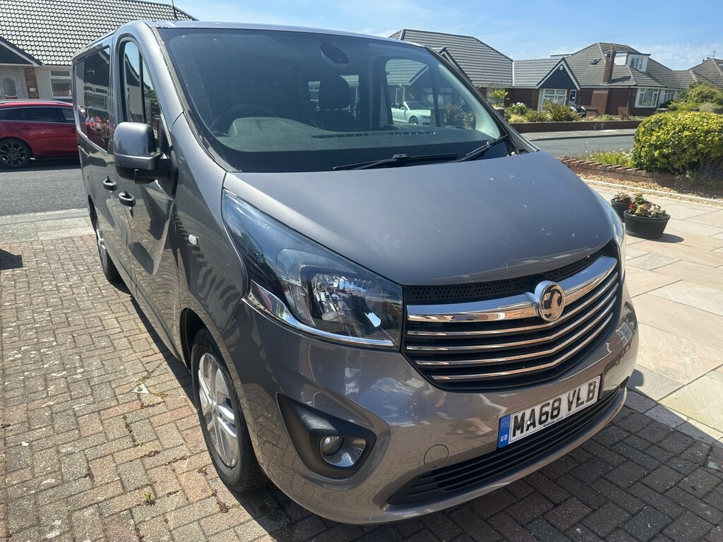 Vauxhall Vivaro Combi Van 1.6 Cdti 2900 Biturbo Ecotec Limited Edi Grey #2