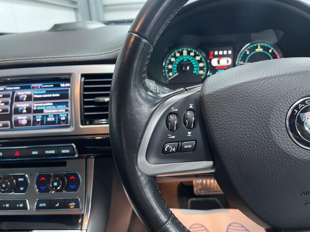 Jaguar XF 2.2D Luxury Euro 5 Ss Silver #42
