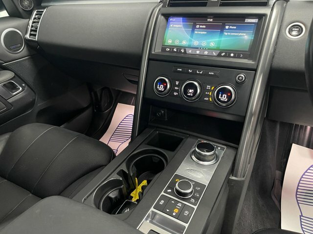 Land Rover Discovery White #47