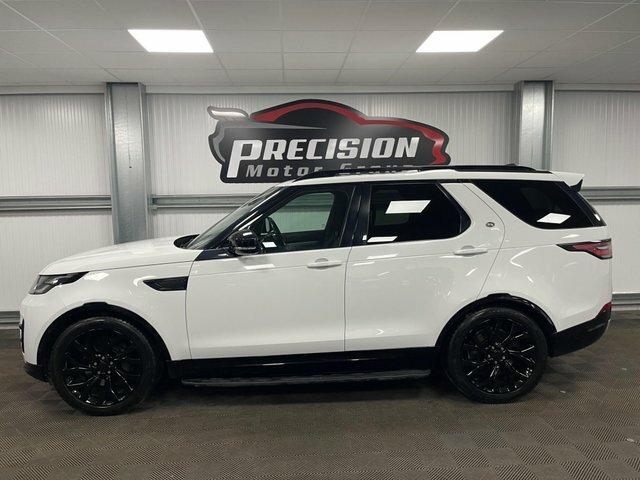 Land Rover Discovery White #19