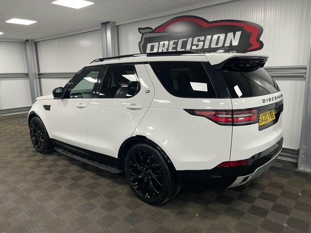 Land Rover Discovery White #16